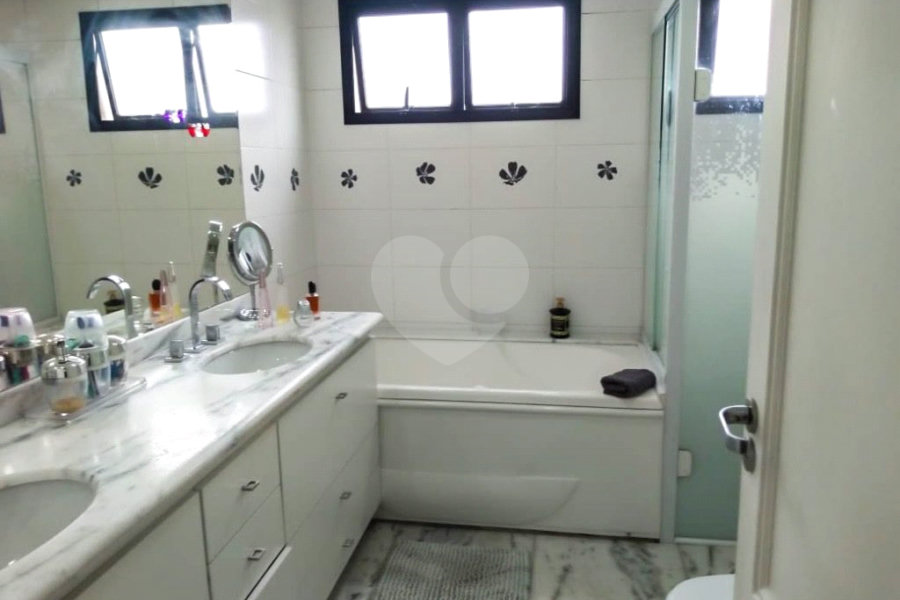 Apartamento à venda com 3 suítes em Tatuapé, São Paulo, SP