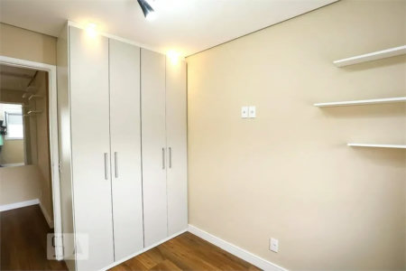 Apartamento à venda com 2 quartos, 1 vaga no melhor do Jardim Umarizal