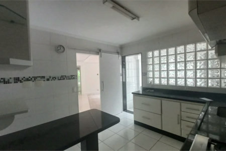 Apartamento à venda com 3 quartos, sendo 1 suíte, em Vila Andrade, São Paulo, SP