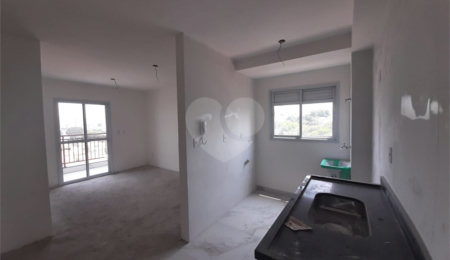 Apartamento à venda com 2 quartos, sendo 1 suíte,  em Parada Inglesa, São Paulo, SP