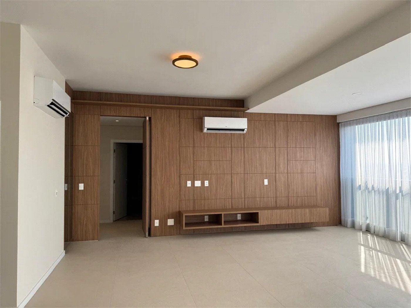 Apartamento à venda com 2 suítes em Jardim Morumbi, São Paulo, SP