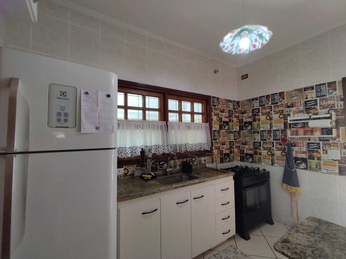 Casa à venda com 3 quartos, sendo 1 suíte, no condomínio Outeiro Das Flores, Itupeva - SP