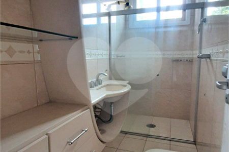 Casa Térrea à venda com 4 quartos, sendo 2 suítes, em Chácara Monte Alegre, São Paulo, SP
