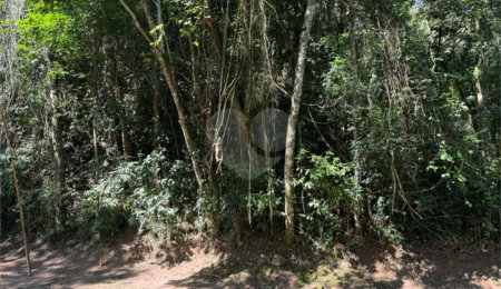 Terreno à venda no condomínio Alpes da Cantareira, Mairiporã - SP