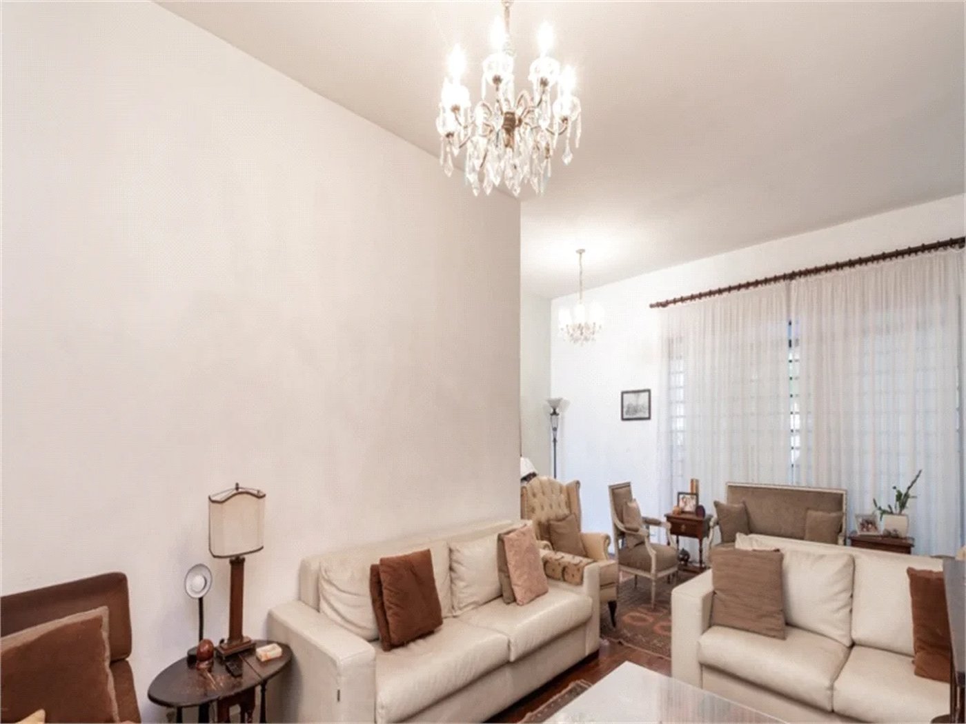 Casa à venda com 3 quartos, sendo 1 suíte, em Pinheiros, São Paulo, SP