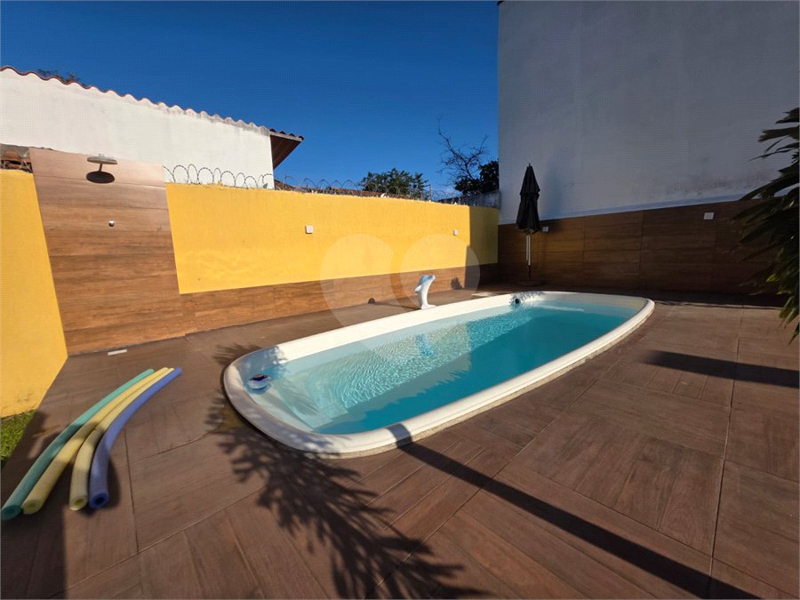 Casa à venda com 2 quartos em Caminho de Búzios, Cabo Frio, RJ