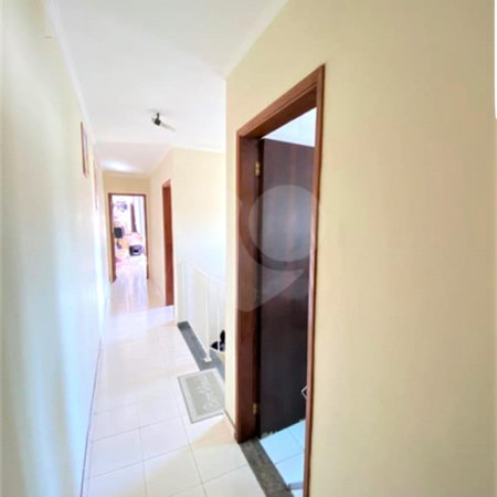 Sobrado à venda com 4 quartos, sendo 1 suíte, em Vila Mazzei, São Paulo, SP