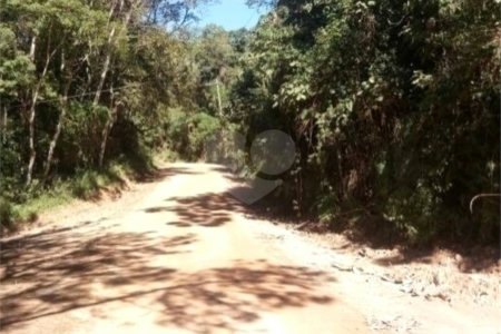 Terreno à venda em Estância Angelina, Suzano, SP