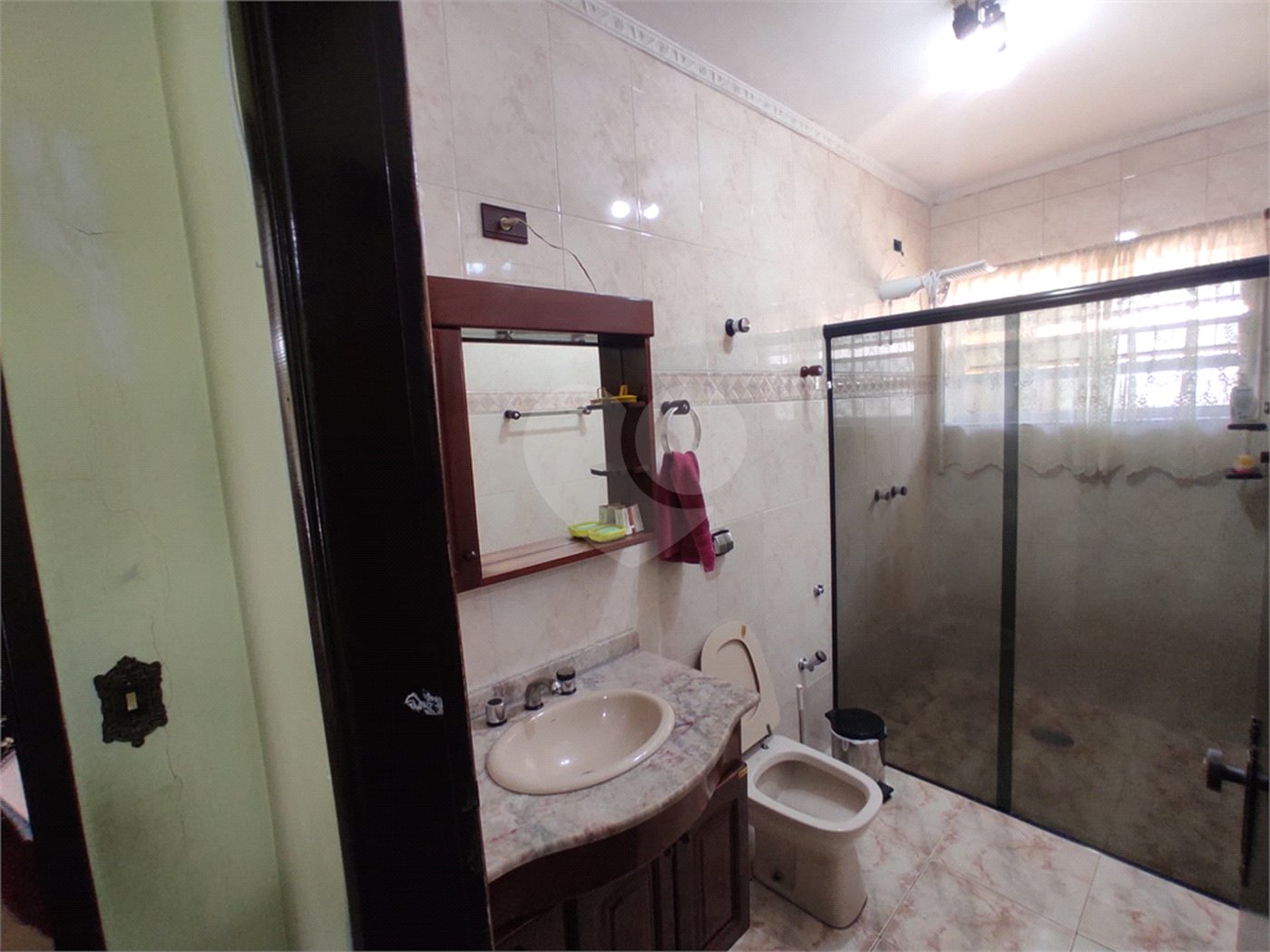 Casa à venda com 4 quartos, sendo 1 suíte, em Vila Galvão, Guarulhos, SP