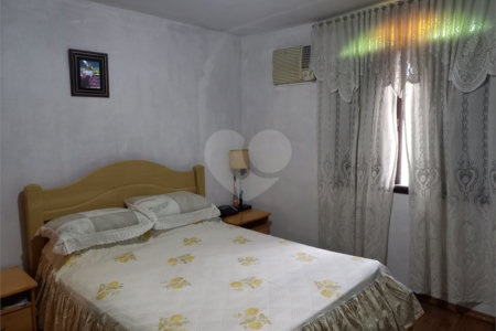 Sobrado à venda com 2 quartos em Vila Tiradentes, São Paulo, SP