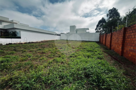 Terreno à venda no condomínio Residencial Golden Ville, Itapetininga - SP