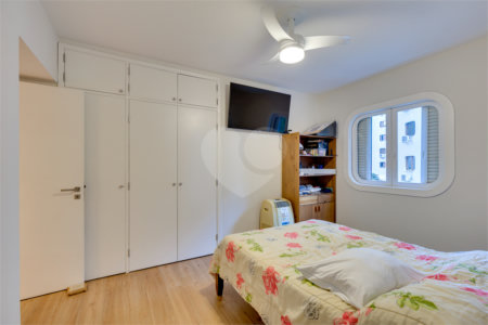 Apartamento à venda com 4 quartos, sendo 2 suítes, em Granja Julieta, São Paulo, SP