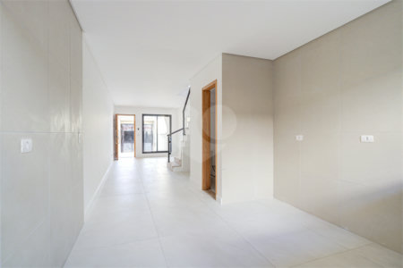 Sobrado à venda com 3 quartos, sendo 1 suíte, em Alto da Boa Vista, São Paulo, SP
