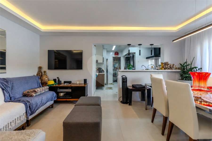 Apartamento à venda com 2 quartos, sendo 1 suíte, em Vila Olímpia, São Paulo, SP