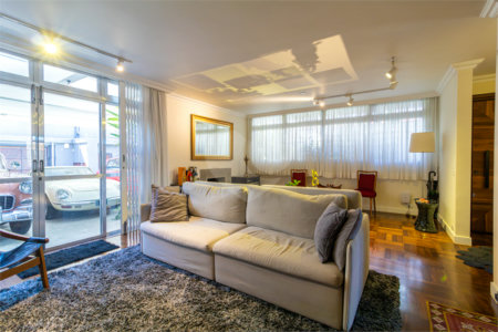 Casa à venda com 3 quartos, sendo 1 suíte, em Alto da Boa Vista, São Paulo, SP