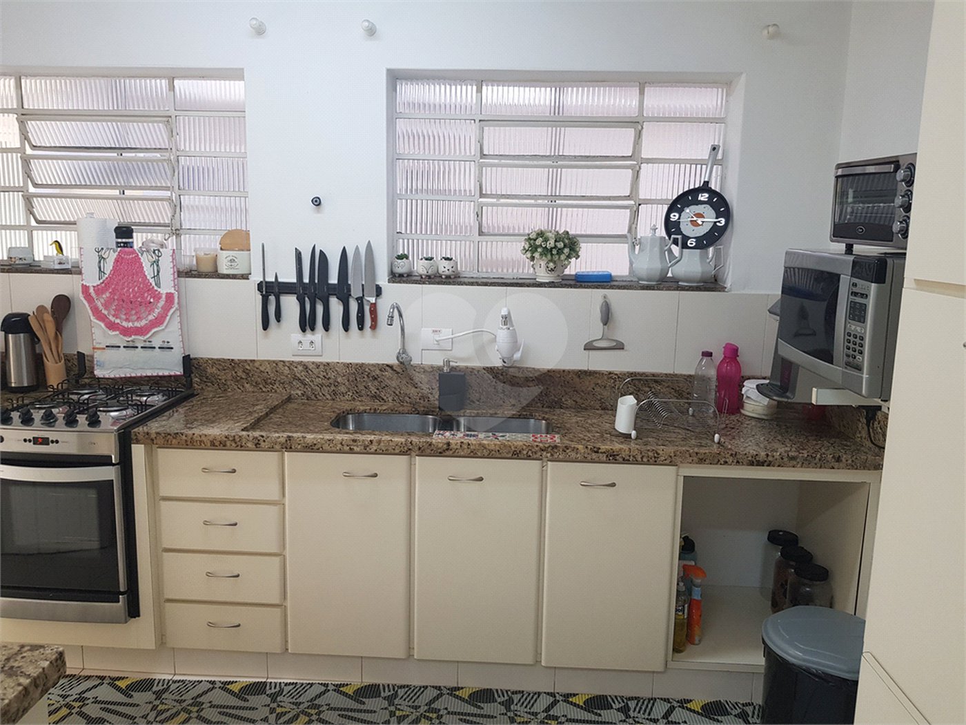 Sobrado à venda com 3 quartos, sendo 1 suíte, em Brooklin, São Paulo, SP