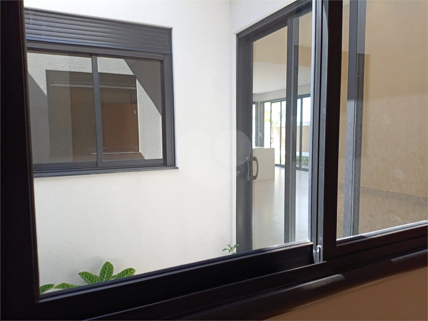 Casa à venda com 3 suítes no condomínio Villa Sapezal, Indaiatuba - SP