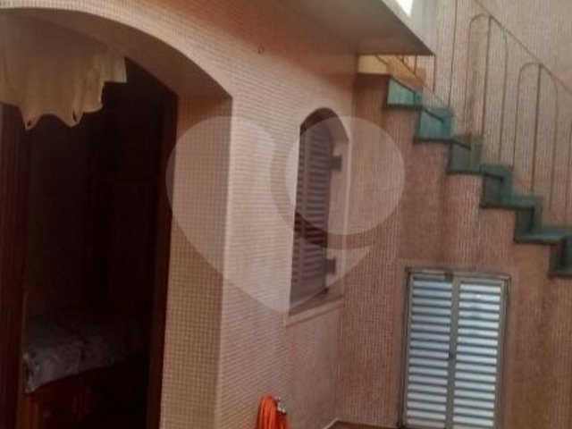 Casa à venda com 4 quartos, sendo 2 suítes,  em Vila Guilherme, São Paulo, SP