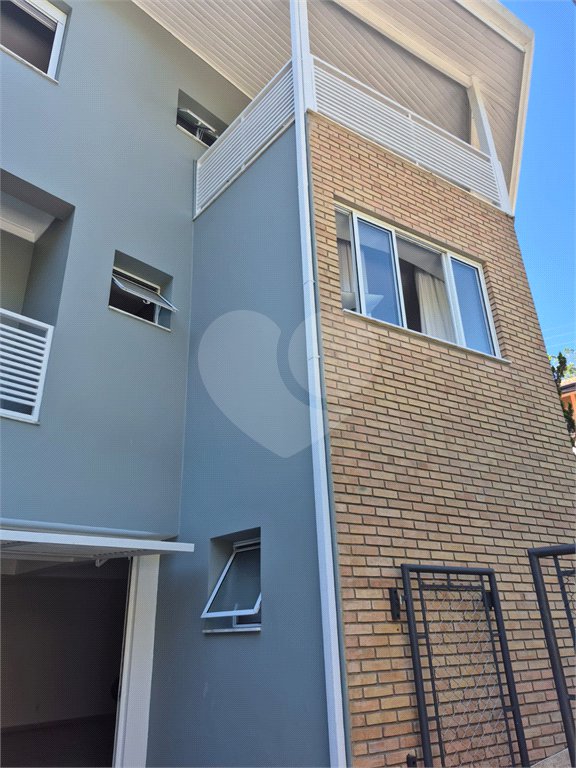 Casa para alugar com 5 quartos, sendo 4 suítes, no condomínio Colinas Japore, São Paulo - SP