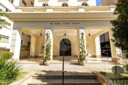 Apartamento à venda ou para alugar com 4 quartos, sendo 2 suítes, em Higienópolis, São Paulo, SP