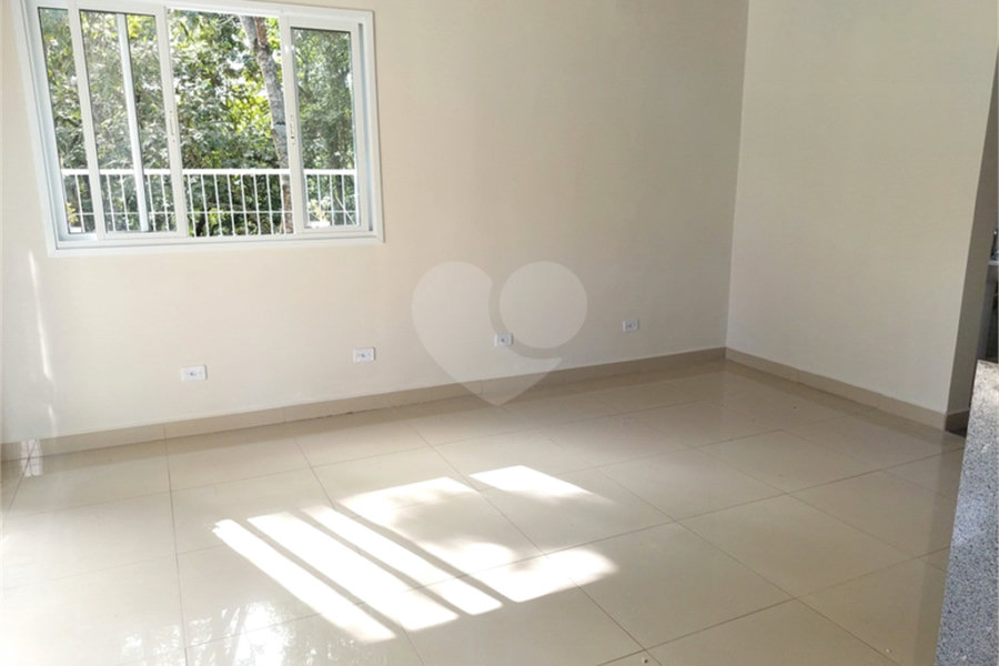 Casa à venda com 3 quartos, sendo 1 suíte, em Barreiro, Mairiporã, SP