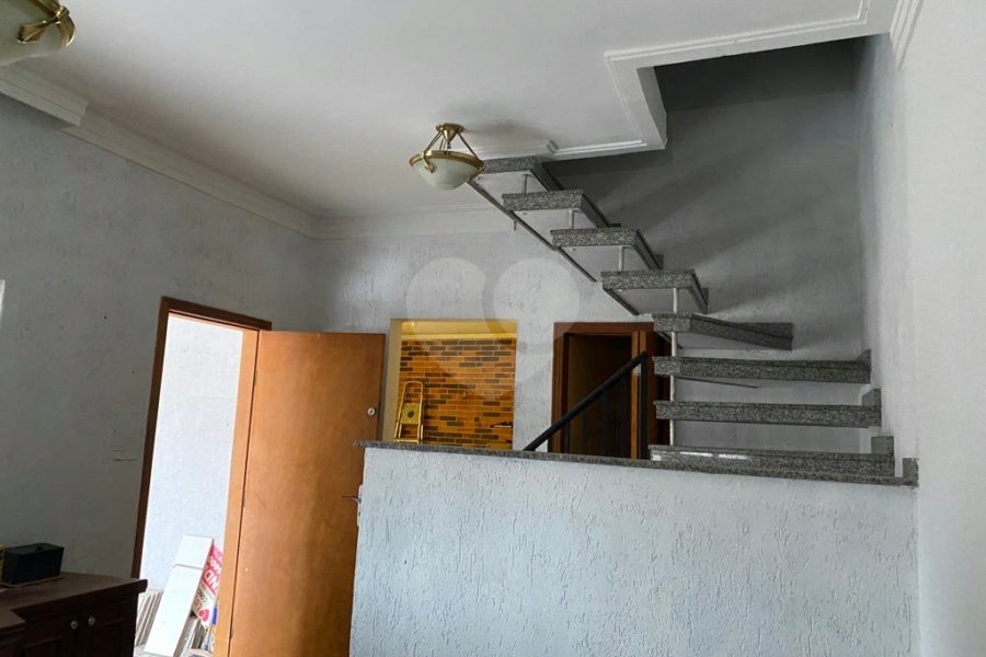 Sobrado à venda com 3 quartos, sendo 1 suíte, em Vila Guilherme, São Paulo, SP