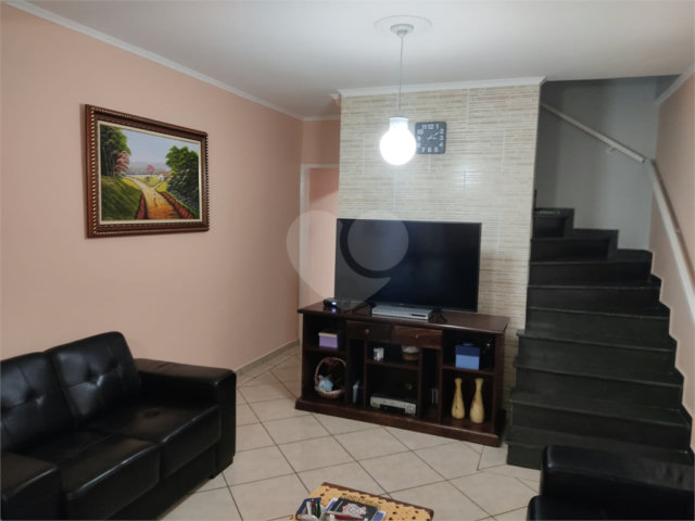 Sobrado à venda com 3 quartos em Vila Gustavo, São Paulo, SP