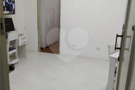 Apartamento à venda com 2 quartos, sendo 1 suíte, no Centro, São Paulo, SP