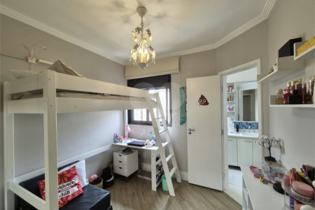 Cobertura à venda com 4 quartos, sendo 2 suítes, em Vila Hamburguesa, São Paulo, SP