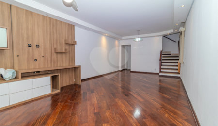 Casa à venda ou para alugar com 3 quartos, sendo 1 suíte,  em Granja Julieta, São Paulo, SP