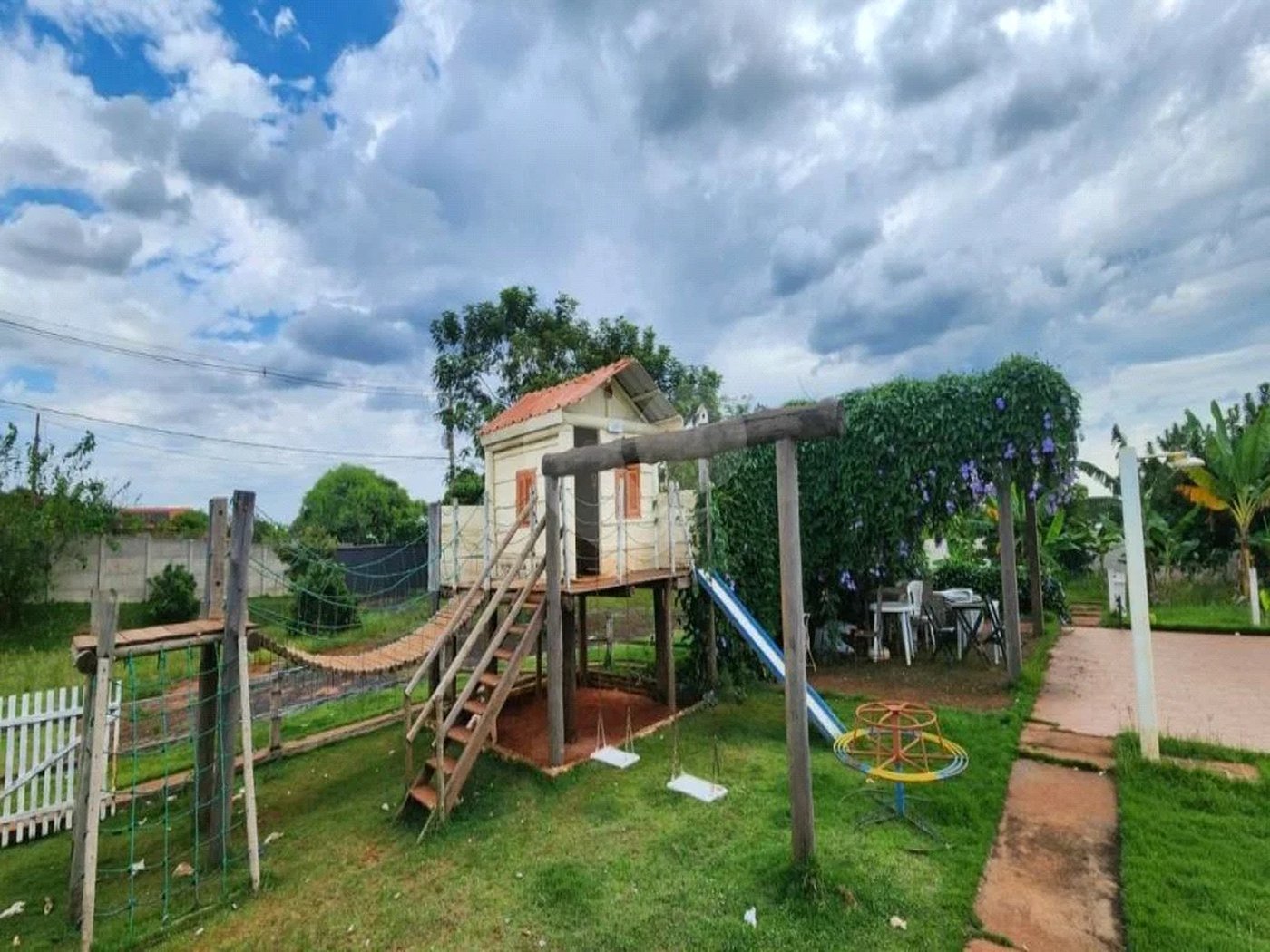 Chácara à venda com 4 quartos, sendo 1 suíte,  em Jardim dos Ipês, Brodowski, SP