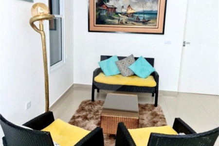 Casa à venda com 3 quartos, sendo 1 suíte, no condomínio Vale da Santa Fé, Vinhedo - SP