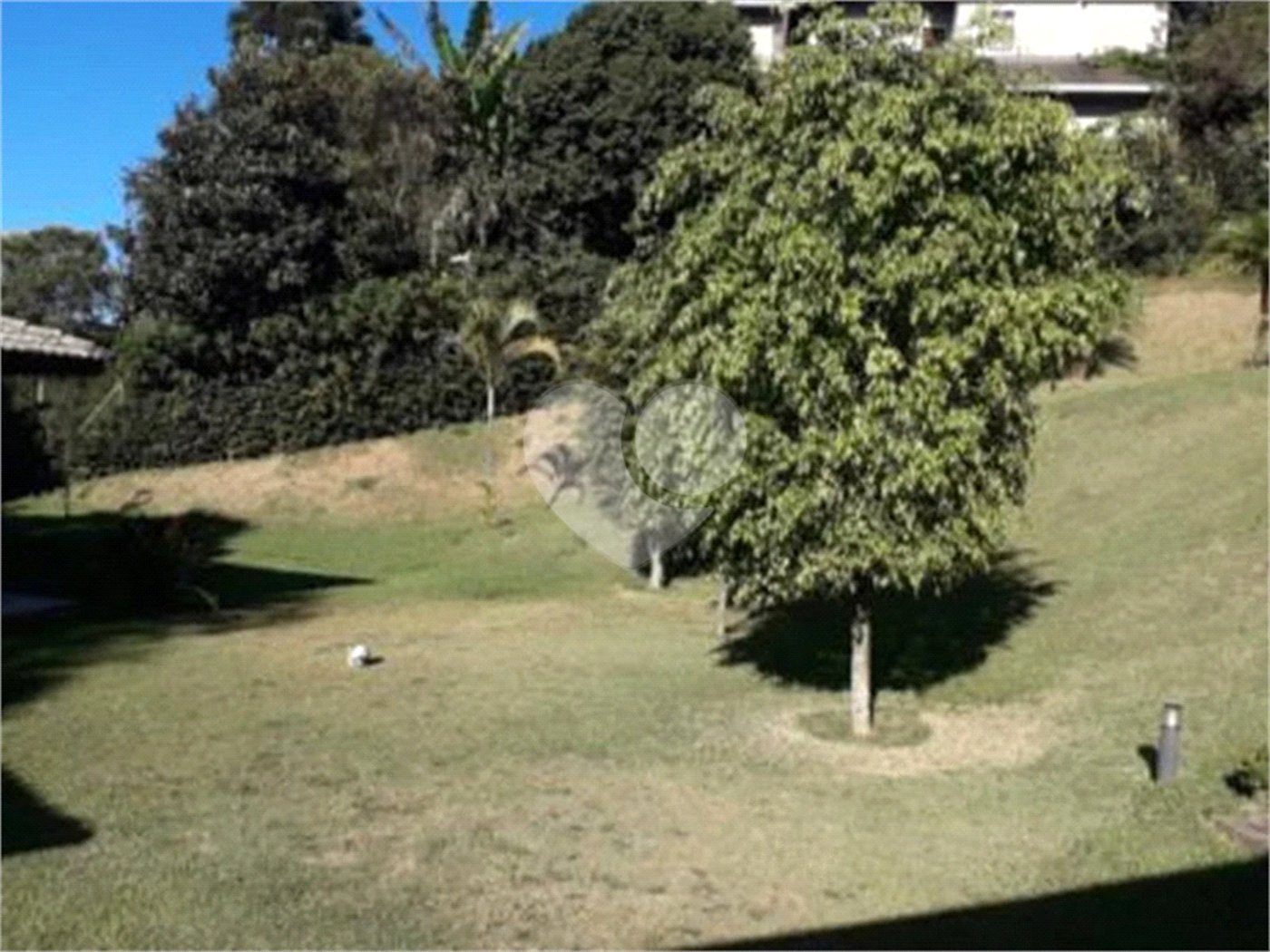 Casa à venda com 4 suítes no condomínio Suíça da Cantareira, Mairiporã - SP