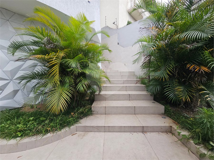 Casa à venda com 3 suítes em Jardim São Caetano, São Caetano do Sul, SP