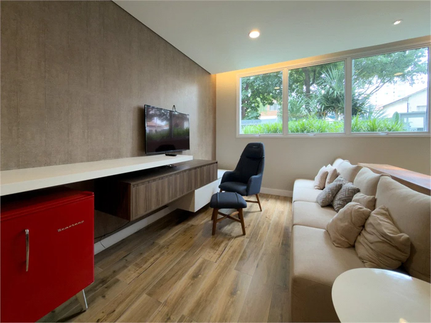 Apartamento à venda com 4 quartos, sendo 2 suítes, em Pinheiros, São Paulo, SP