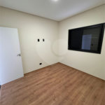 Casa à venda com 3 quartos, sendo 1 suíte, no condomínio Residencial Villagio Wanel, Sorocaba - SP