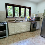 Casa à venda ou para alugar com 4 quartos, sendo 3 suítes, no condomínio Associação Reserva das Hortênsias, Mairiporã - SP