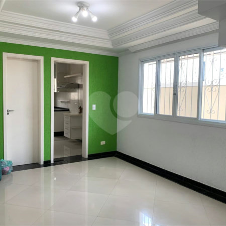 Sobrado à venda com 4 quartos, sendo 1 suíte, em Vila Campo Grande, São Paulo, SP