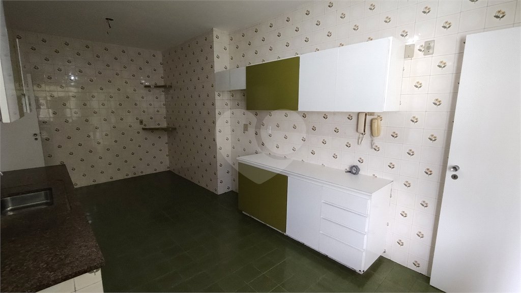 Apartamento à venda com 4 quartos, sendo 2 suítes,  em Tijuca, Rio de Janeiro, RJ