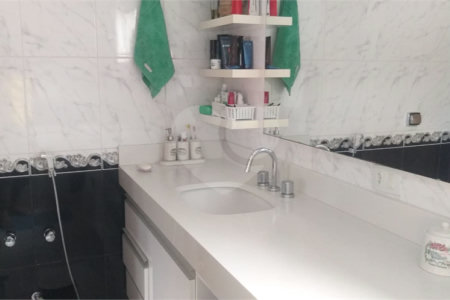 Casa à venda ou para alugar com 3 quartos, sendo 1 suíte, em Parque das Colinas, Valinhos, SP