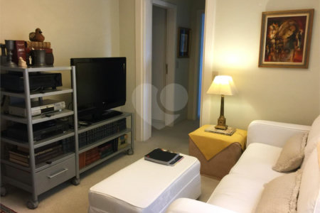Apartamento à venda com 4 suítes em Vila Suzana, São Paulo, SP