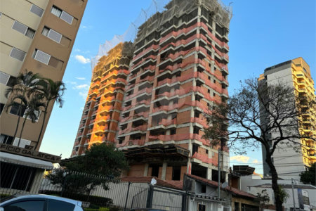 Apartamento à venda com 2 quartos, sendo 1 suíte,  em Vila Paulicéia, São Paulo, SP
