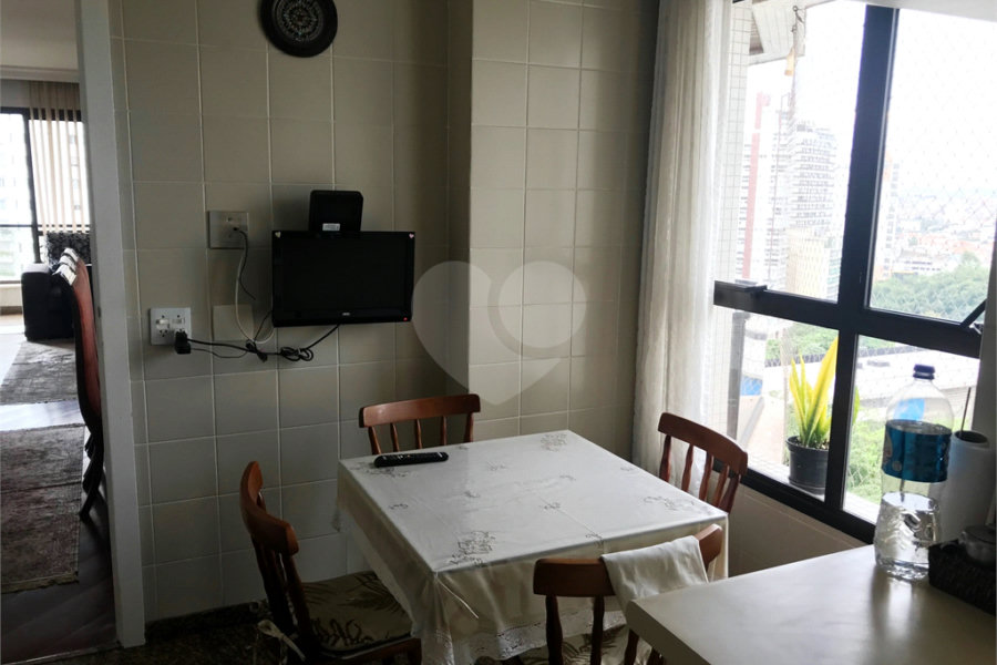 Apartamento à venda com 3 quartos, sendo 1 suíte, em Santana, São Paulo, SP