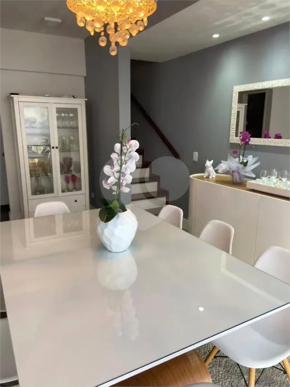 Casa à venda com 3 quartos, sendo 1 suíte,  no condomínio Villas de São Francisco I, São Paulo - SP