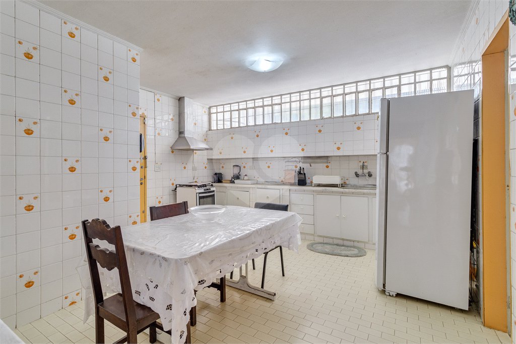 Sobrado à venda com 3 quartos, sendo 1 suíte, em Chácara Flora, São Paulo, SP