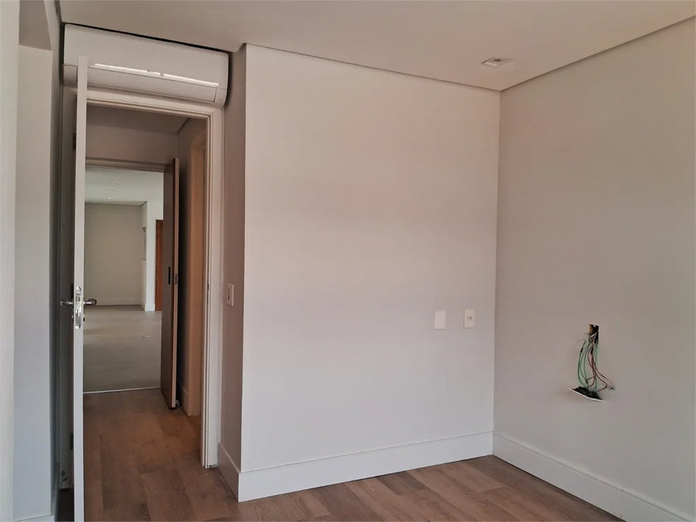 Apartamento à venda com 2 suítes em Bela Aliança, São Paulo, SP