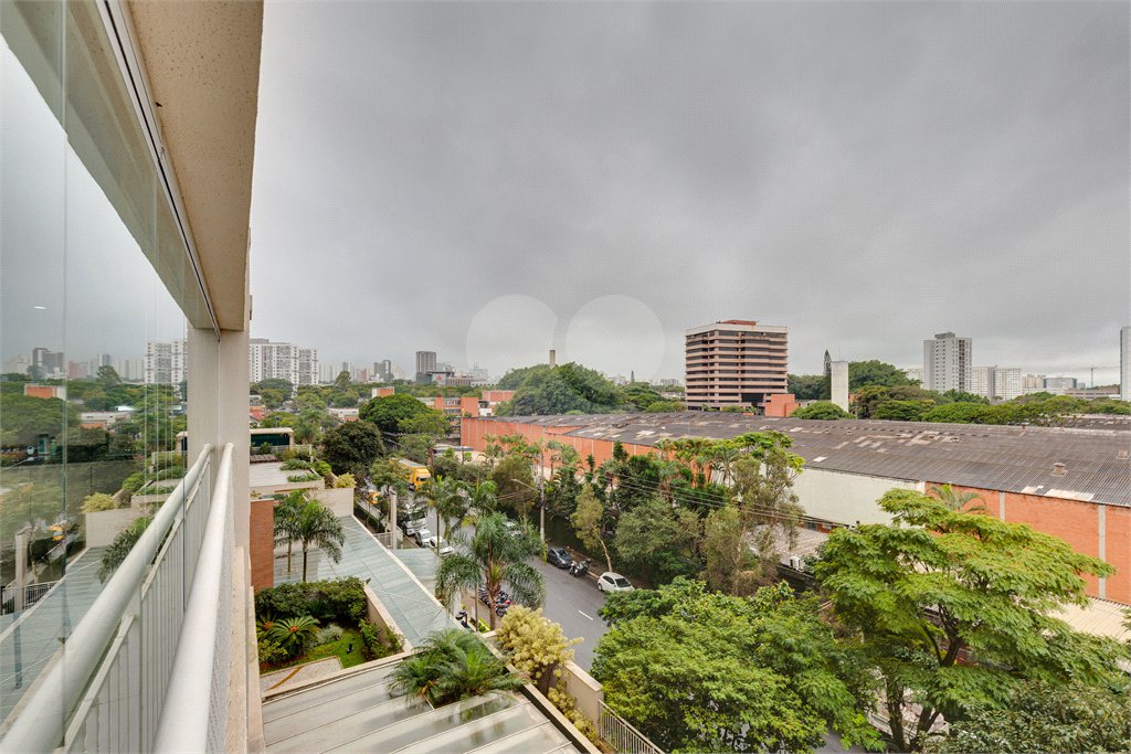 Apartamento à venda com 4 quartos, sendo 2 suítes, em Santo Amaro, São Paulo, SP