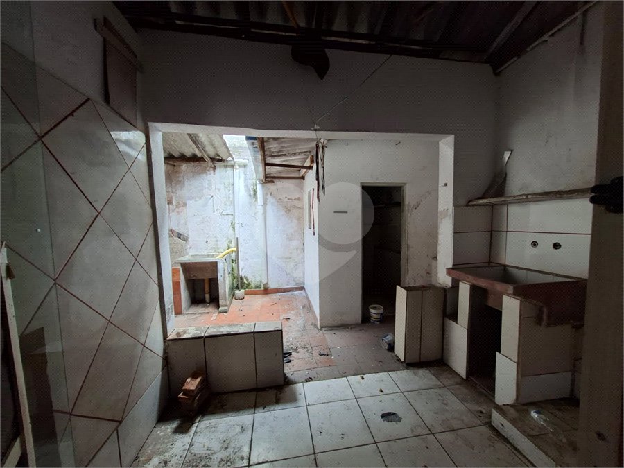 Casa à venda com 2 quartos, sendo 1 suíte, em Vila Galvão, Guarulhos, SP