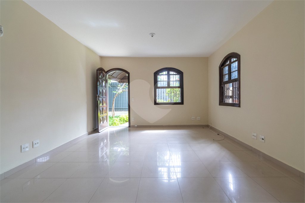 Casa à venda com 3 quartos, sendo 1 suíte, em Brooklin Paulista, São Paulo, SP