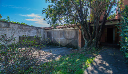 Casa Térrea à venda com 3 quartos, sendo 1 suíte,  em Jardim Prudência, São Paulo, SP